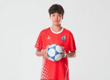 15岁小将加盟西甲劲旅梯队，国少射手旅欧进16球，董路青训出成果