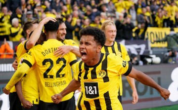 皇马6000万欧追德甲射手，巴萨盯英超铁闸锁定拉师傅续约指日可待