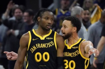 经纪人:库里格林巴特勒都想库明加留队 他们没矛盾