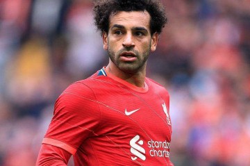 利物浦四战全胜英超积分榜第一!欧文:他们有望三冠王