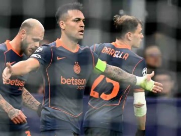 炸场!5亿中场对决+4连胜苦主,切尔西客场能活着拿分?这次势必要烧穿圣詹姆斯公园!