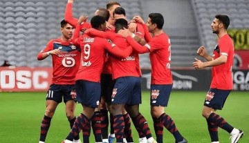 欧冠小组赛关键对决,意甲劲旅战捷甲豪门