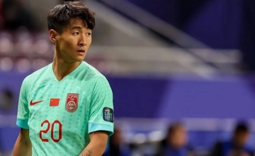 成都蓉城王牌队长将本土球员送往法甲梅斯,韦世豪回应确认