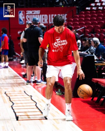 夏联综述:谢泼德低迷火箭输球 萨尔8帽改写历史