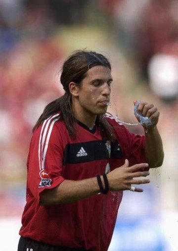 从世青赛的美男子到德甲的双重人生：普拉特森的华丽转身