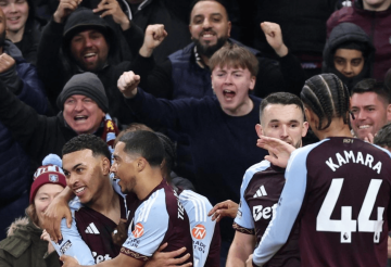 1-2!曼联倒下:4场仅1胜,23岁天才一战封神:梅开二度