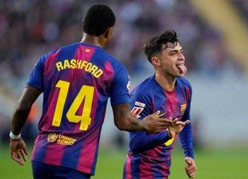 2-1！西甲惊喜场景，巴萨用妙招，后卫当前锋，补时绝杀救场！