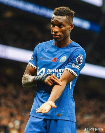 切尔西突毁雅克松租借协议,拜仁8000万打水漂?德甲巨头该如何反击?