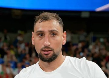 曼联锁定多纳鲁马为门将升级目标，巴黎标价仅3400万英镑