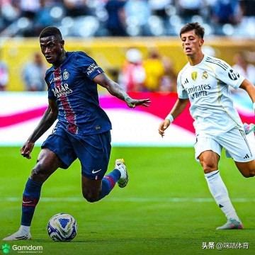 高手坟墓!巴黎左闸成世界级边锋噩梦半年锁死6大巨星太无解