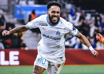 5-1！法甲榜首易主：巴黎被反超！曼联弃将12场10球，领跑射手榜